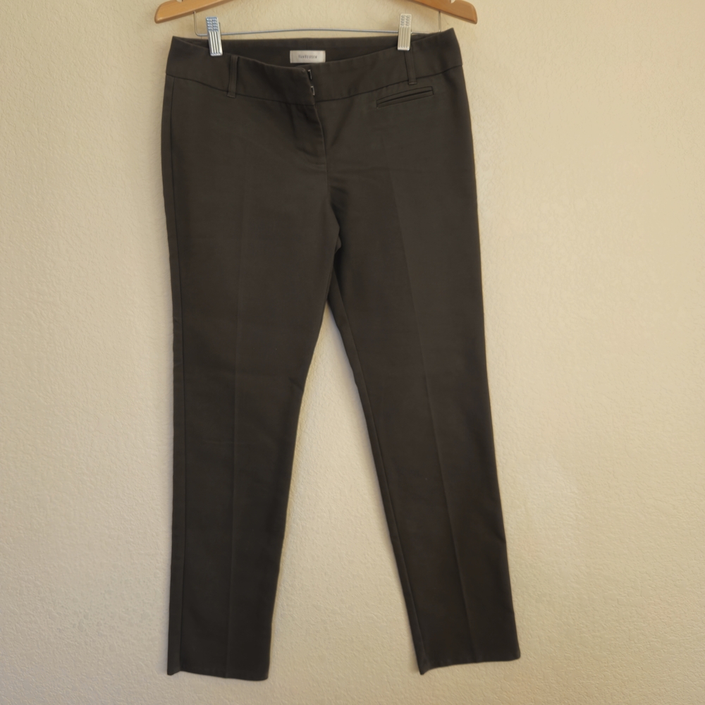 Women's Van Heusen Army Green Stretch Extensible  Dress Pants Size 6